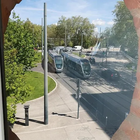 T3 Duplex Cosy Tram Bords De Garonne * تولوز